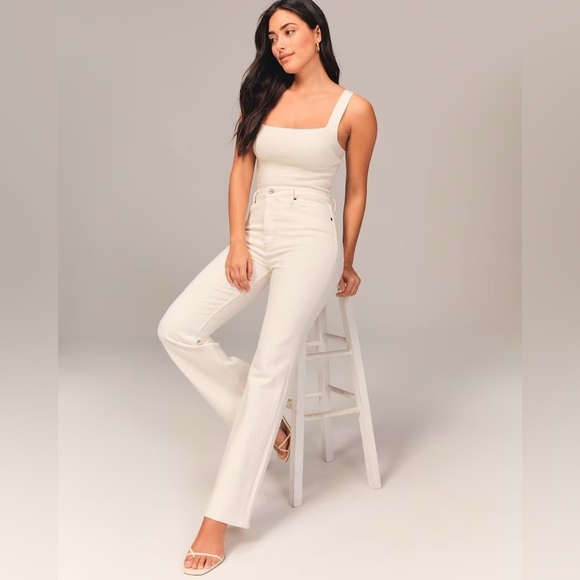 Abercrombie & Fitch The 70s Vintage Flare High Rise Jeans in White Size 6 - Picture 3 of 13